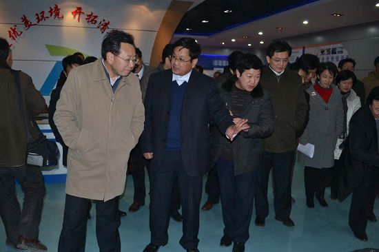 蕪湖市四大領(lǐng)導(dǎo)班子來(lái)我公司調(diào)研